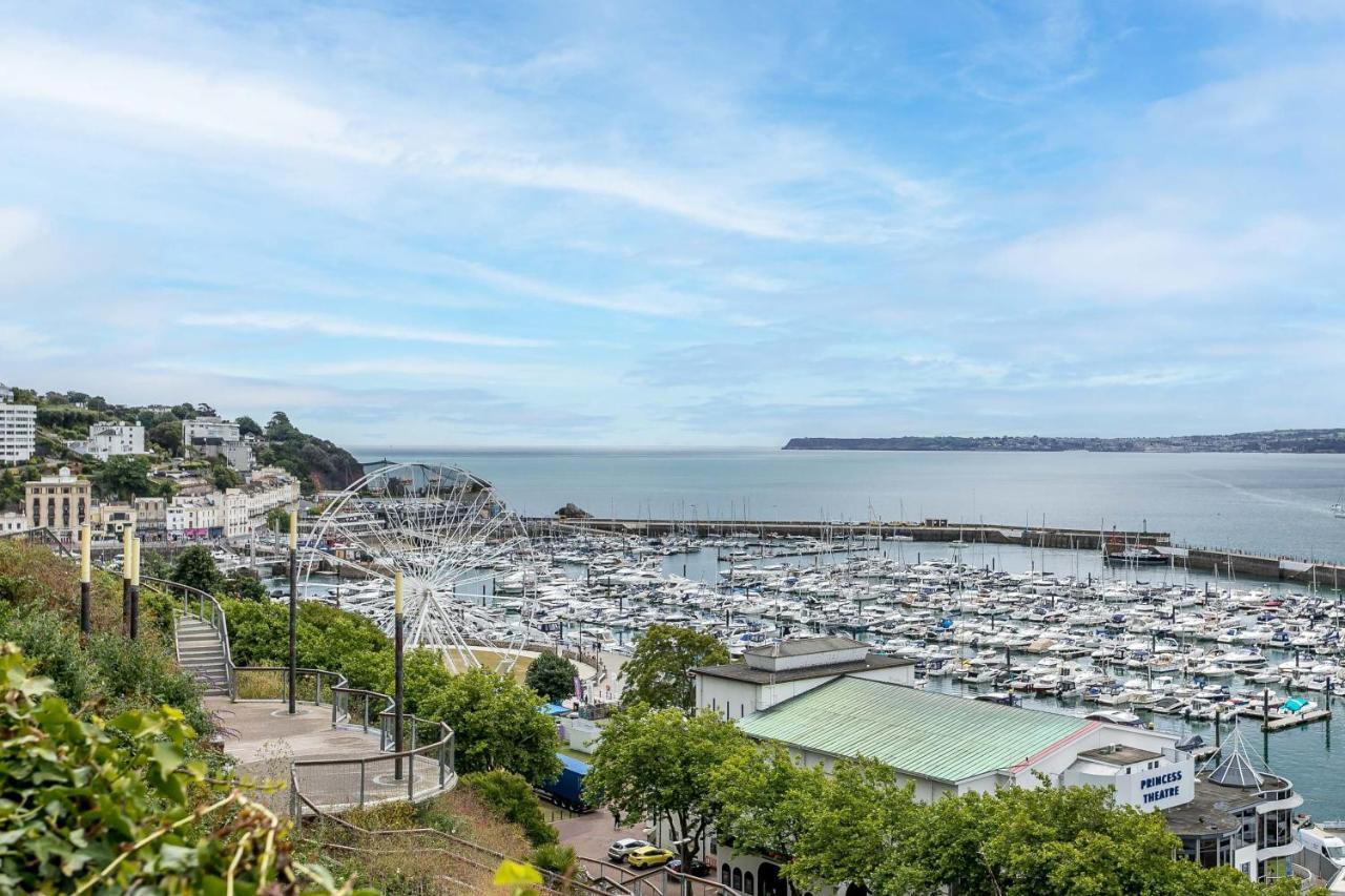 A7 Masts - Striking Beach Bolthole Apartment With Beautiful Sea Views Private Balcony & Parking ทอร์คิ ภายนอก รูปภาพ